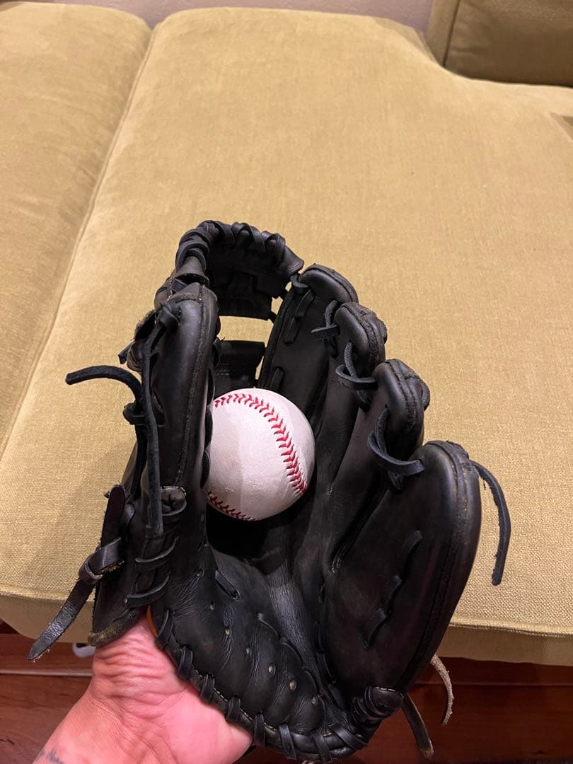 【最終値下げ】 スラッガーKSG-25PS 硬式グローブ 内野手用（黒色）