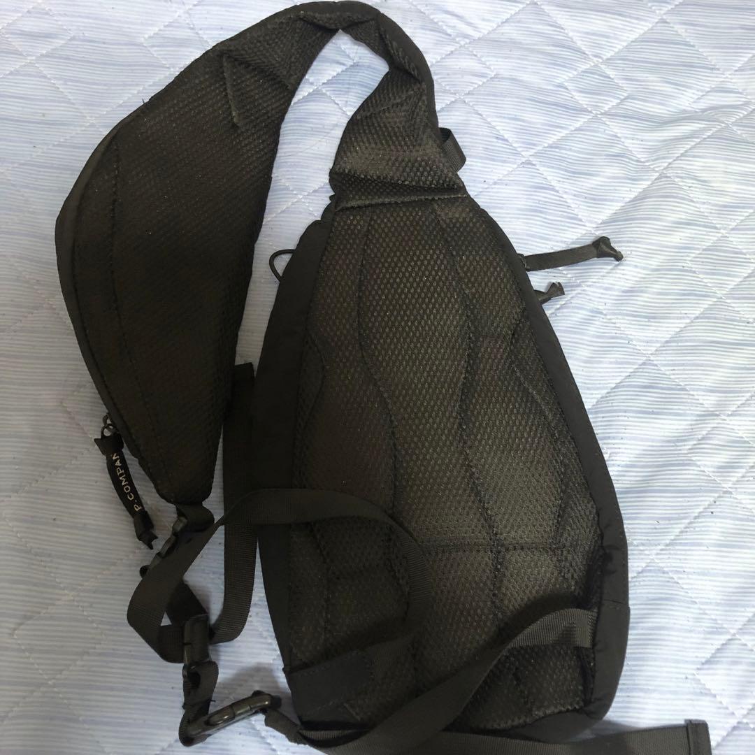 cp company ナイロン　ショルダーバッグ　ワンショルダー