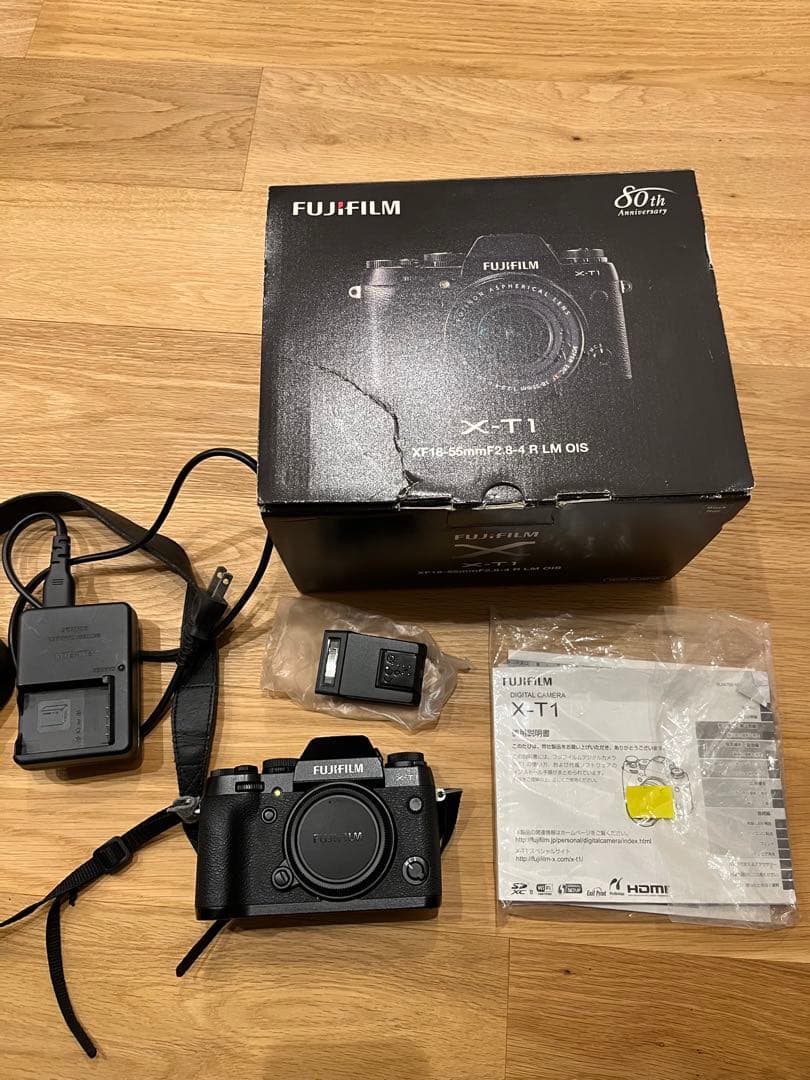 FUJIFILM X-T1 ミラーレスカメラ 本体 ボディ 充電器 元箱付
