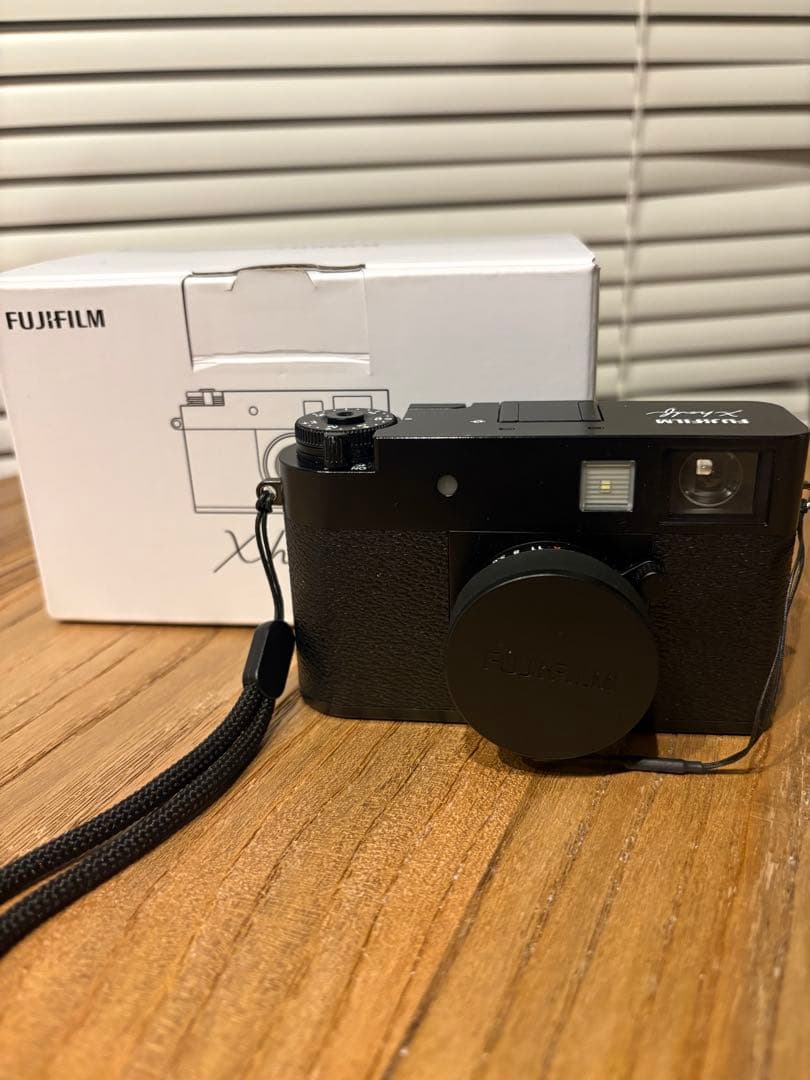 FUJIFILM X-half コンパクトデジタルカメラ 本体