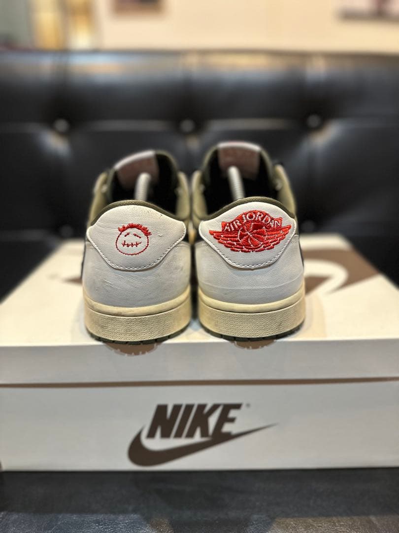 NIKE トラヴィススコット　リバースオリーブ　28.5