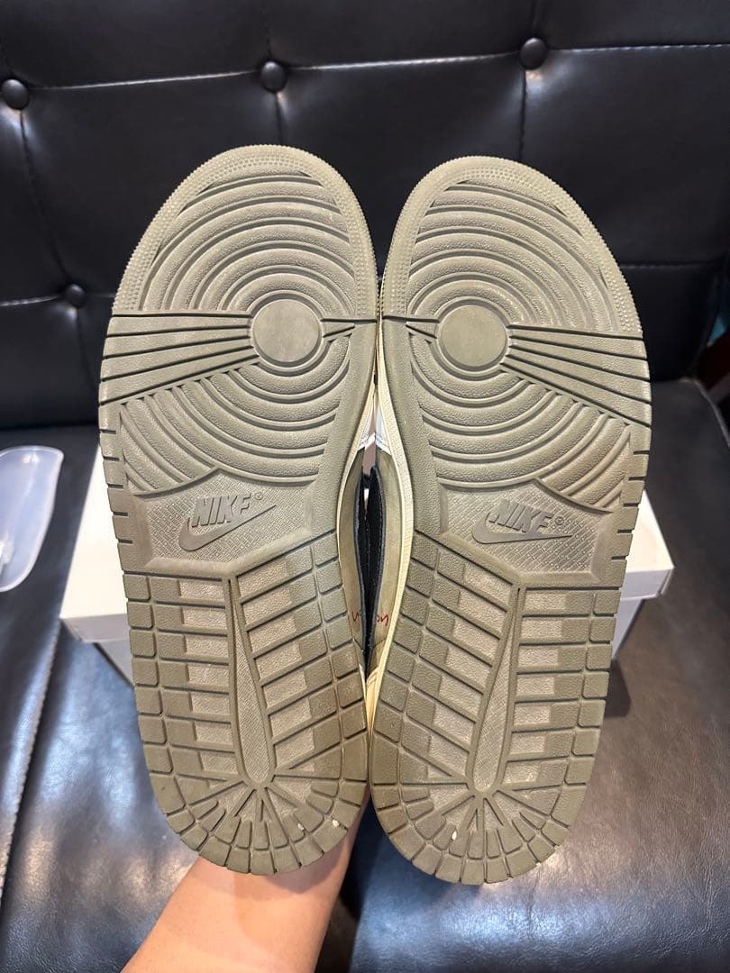 NIKE トラヴィススコット　リバースオリーブ　28.5