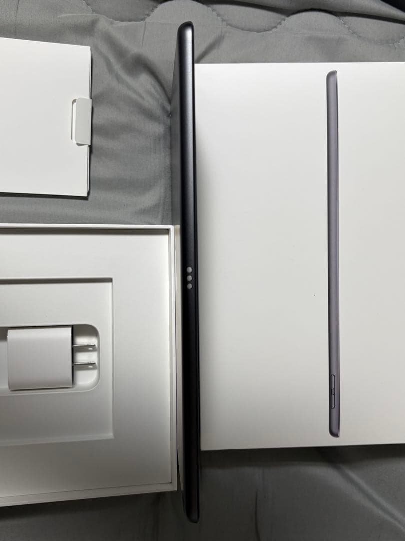 Apple iPad 第9世代 64GB （純正Smart Cover付き)