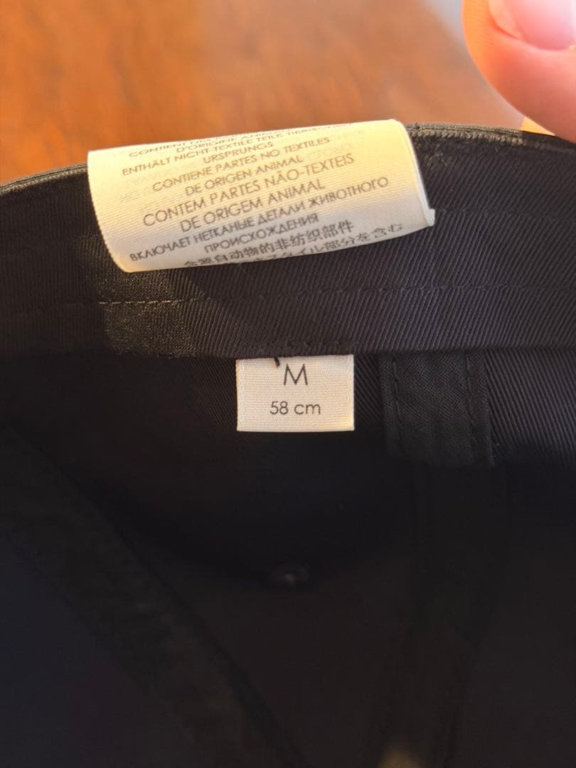 MサイズAlexander McQueen ブラックベースボールキャップ