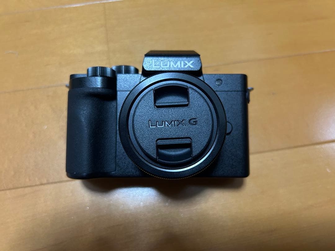 【ほぼ新品】LUMIX G100D ミラーレス一眼カメラ