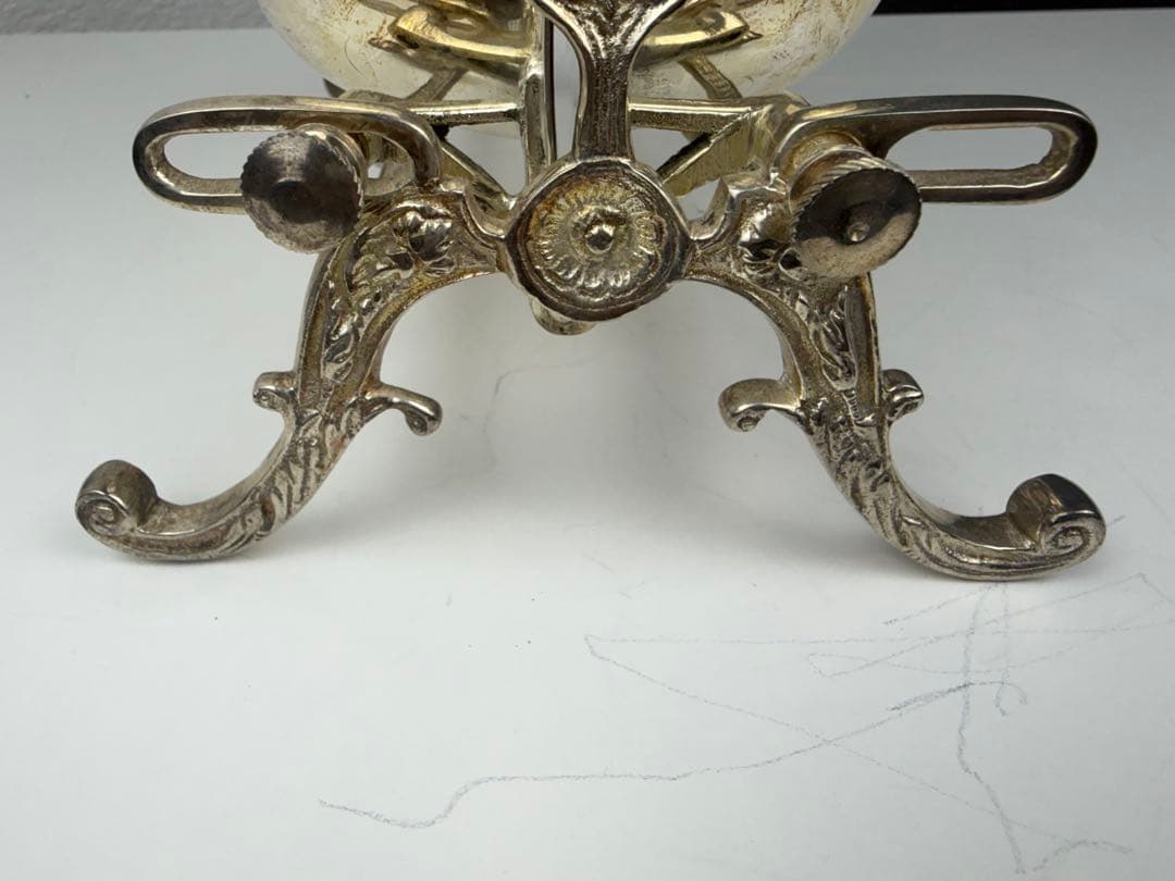 H*2様 アンティーク　シルバープレート　ビスケットウォーマー お菓子入れ