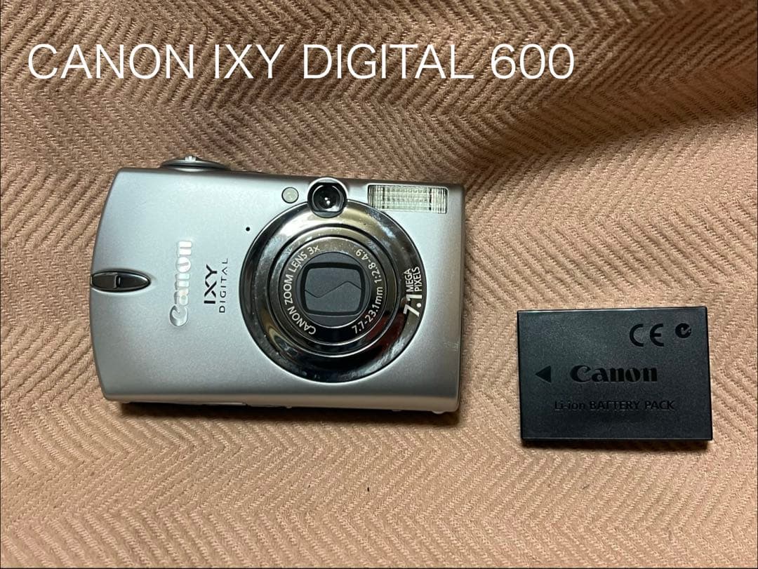 CANON キヤノン　IXY DIGITAL 600 デジタルカメラ
