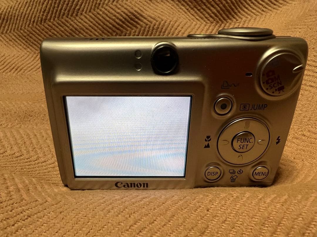 CANON キヤノン　IXY DIGITAL 600 デジタルカメラ