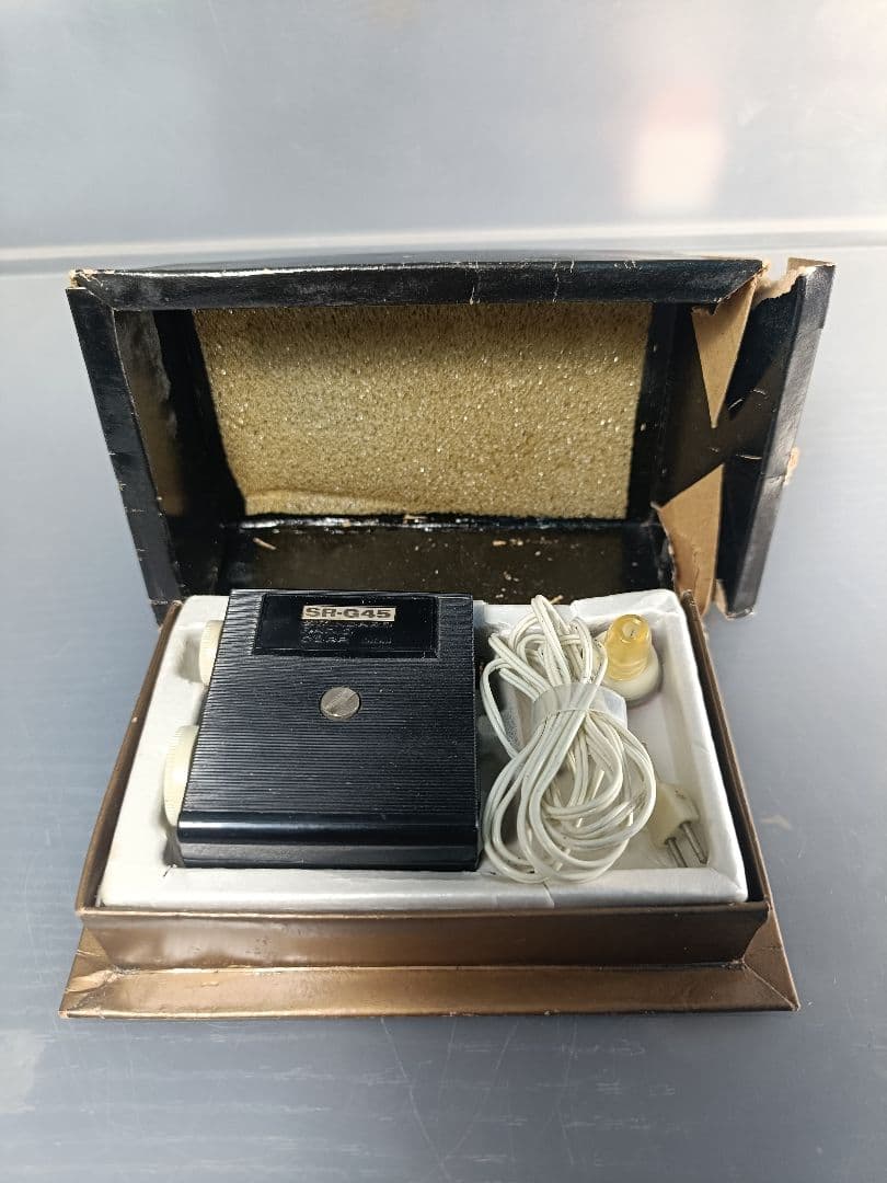 ジャンク STANDARD マイクロルビー ラジオ SR-G45