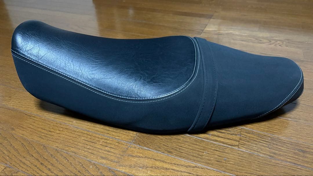 ワイズギア XSR700 ローダウンシート 20mmダウン