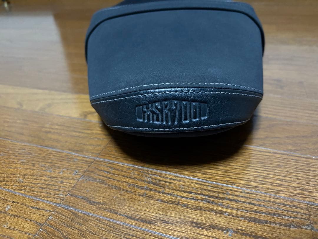 ワイズギア XSR700 ローダウンシート 20mmダウン