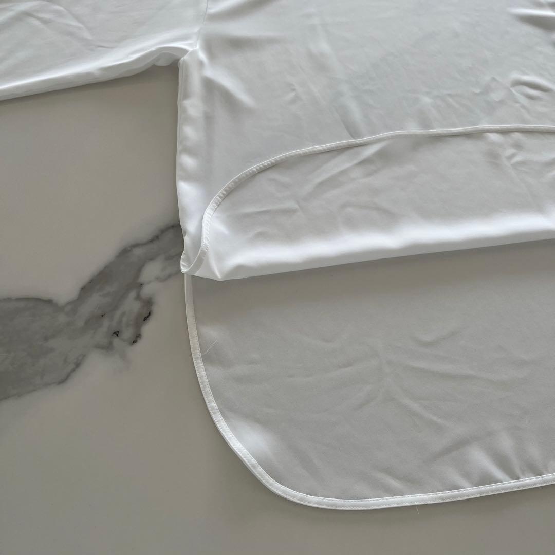 ガリャルダガランテ　ラウンドブラウスTシャツ　ホワイト　長袖　ロンT万能インナー