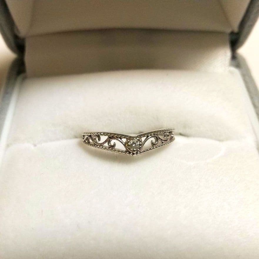 【JEWELRY TSUTSUMI】K10 WG ダイヤモンドピンキーリング