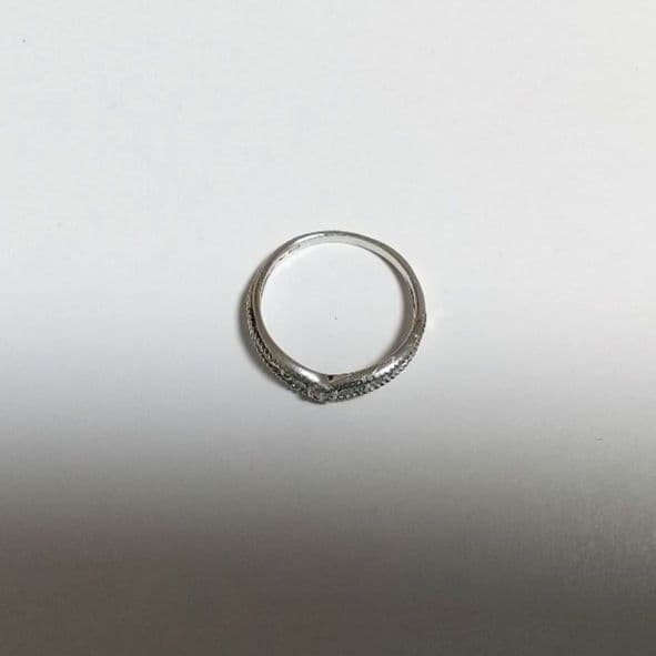 【JEWELRY TSUTSUMI】K10 WG ダイヤモンドピンキーリング