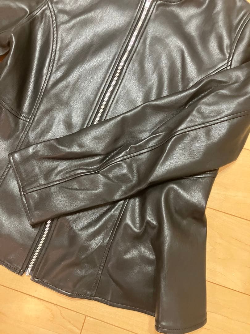 【完売商品】JENNE ジェンヌ ペプラムジャケット エコレザー