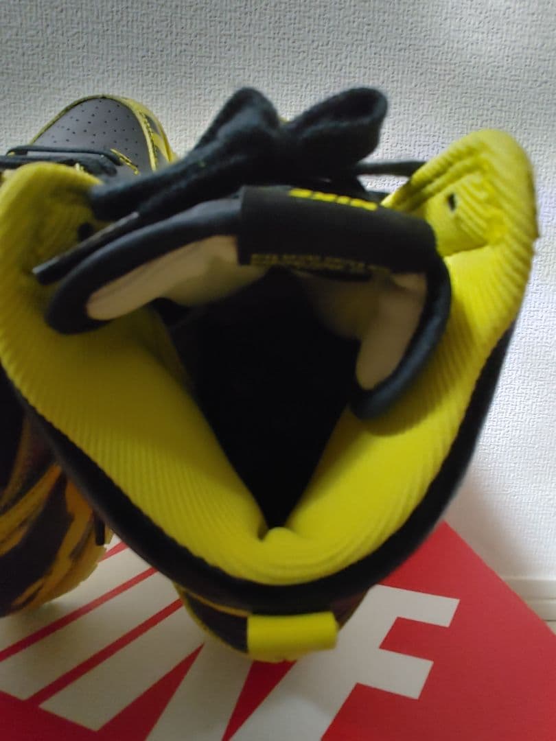 NIKE DUNK HIGH 1985 SP 黄×黒 　(未使用)　28.5