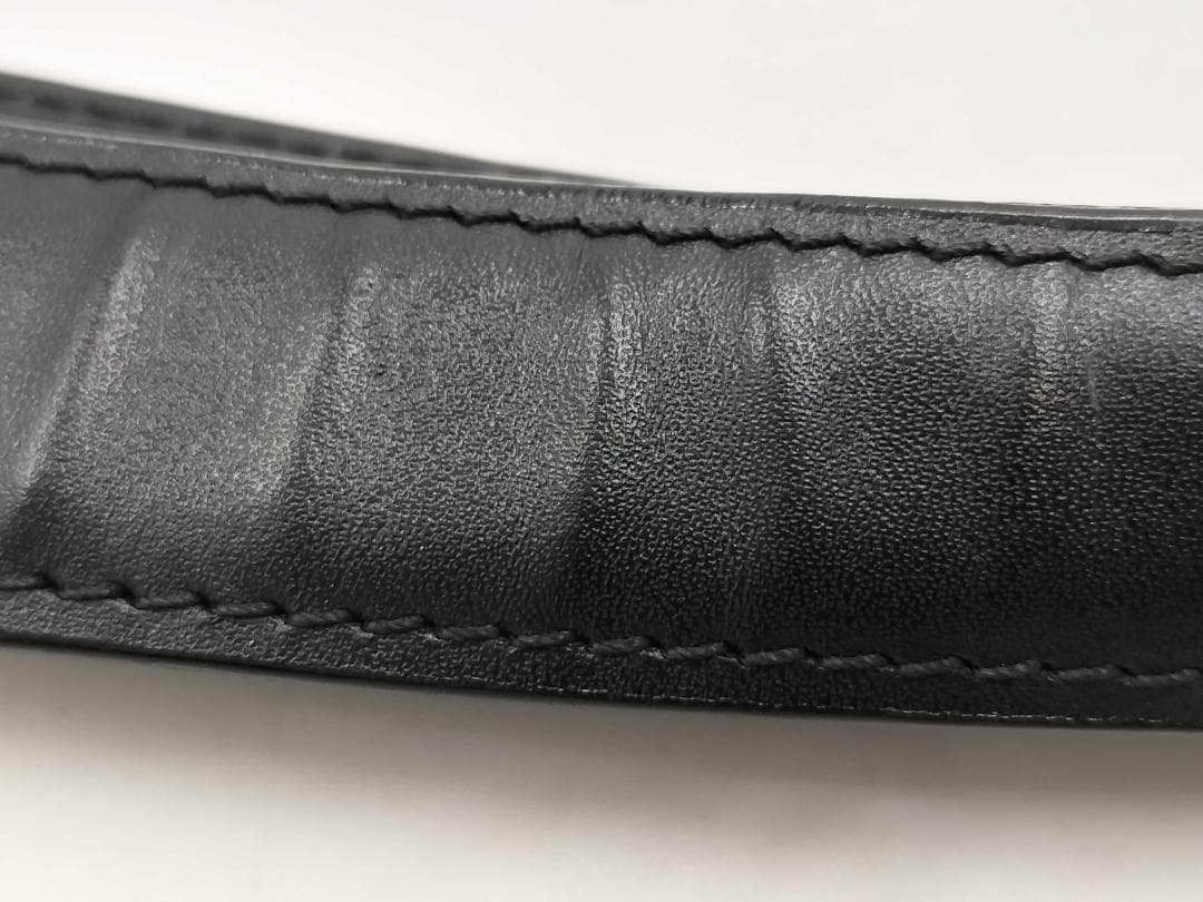 CHANEL シャネル のニュートラベルラインのトートバッグシリアルあり