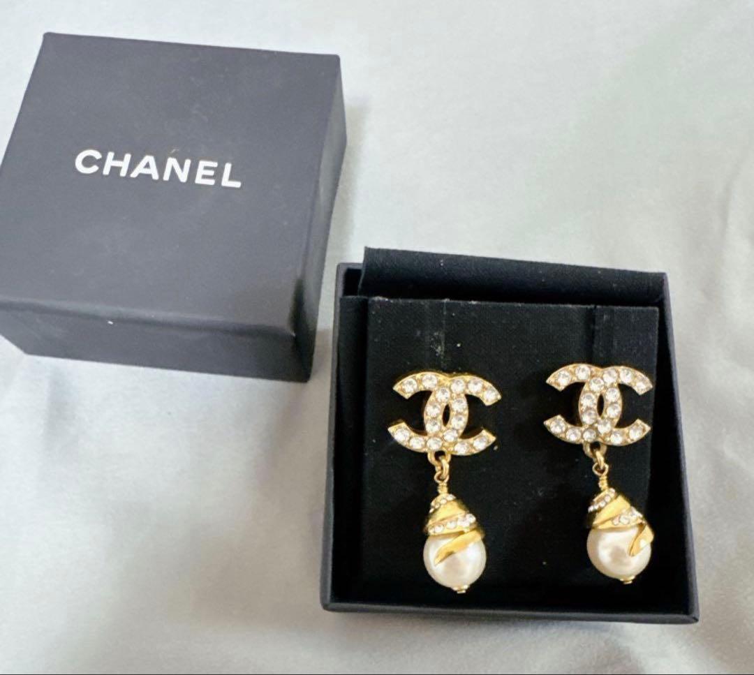 CHANEL　ピアス