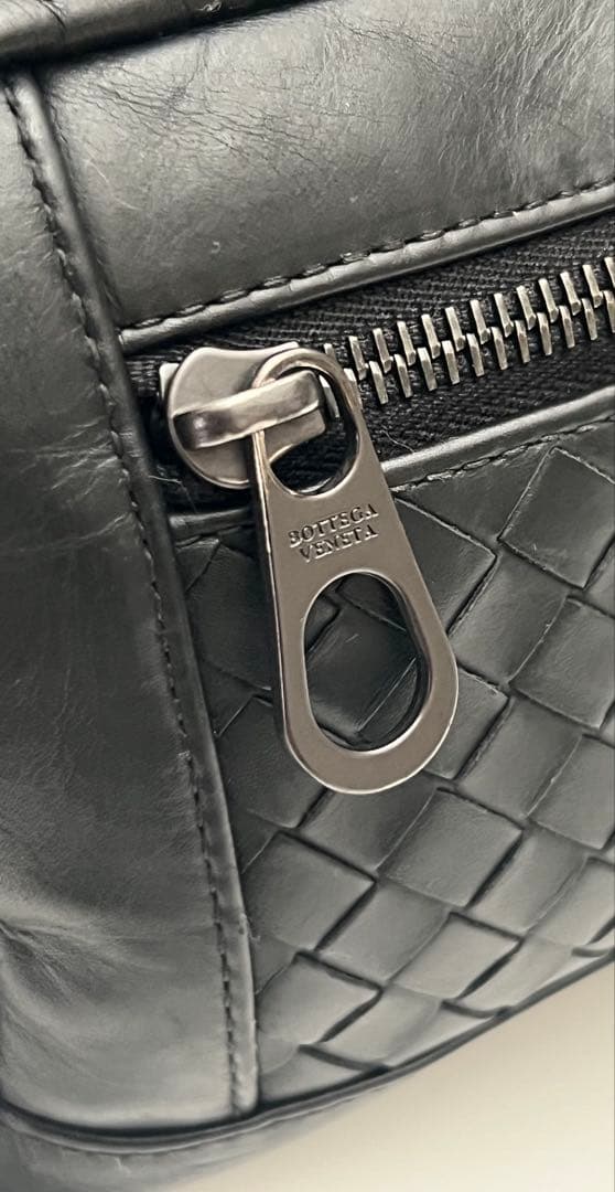 BOTTEGAVENETA ボッテガ・ヴェネタボディ バッグ イントレチャート黒