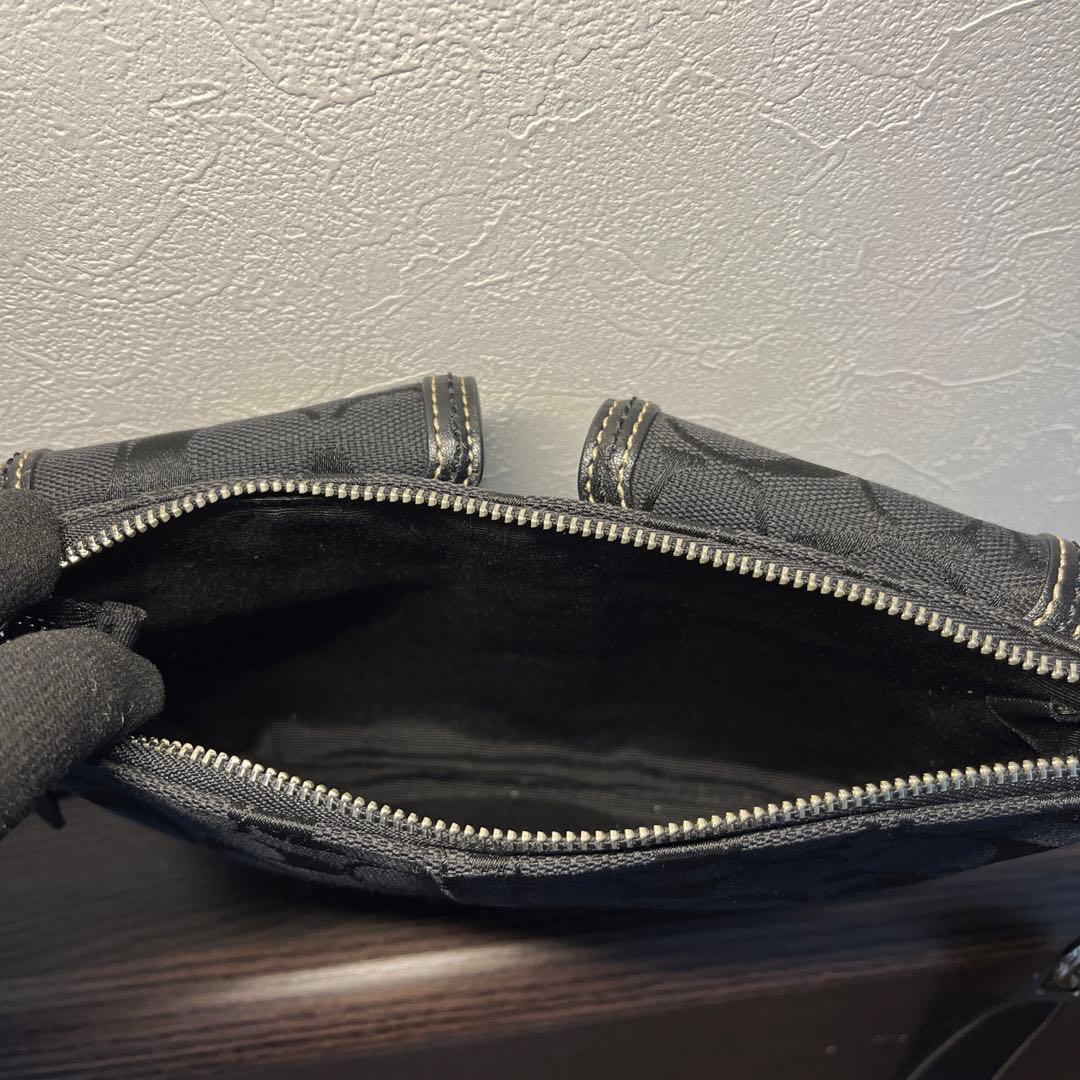 coachウエストバッグ