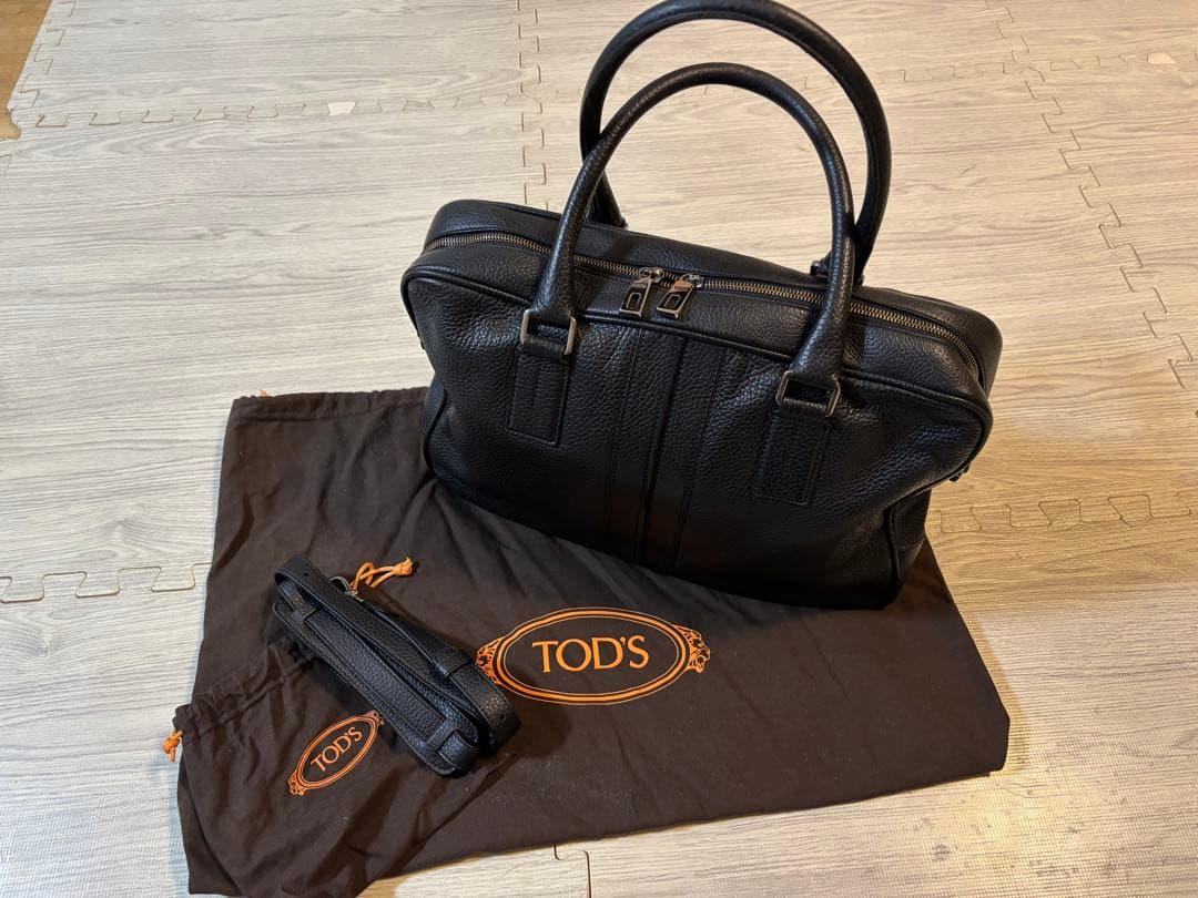 【クリスマス限定】TOD'S ブラック ビジネス　バッグ 肩紐
