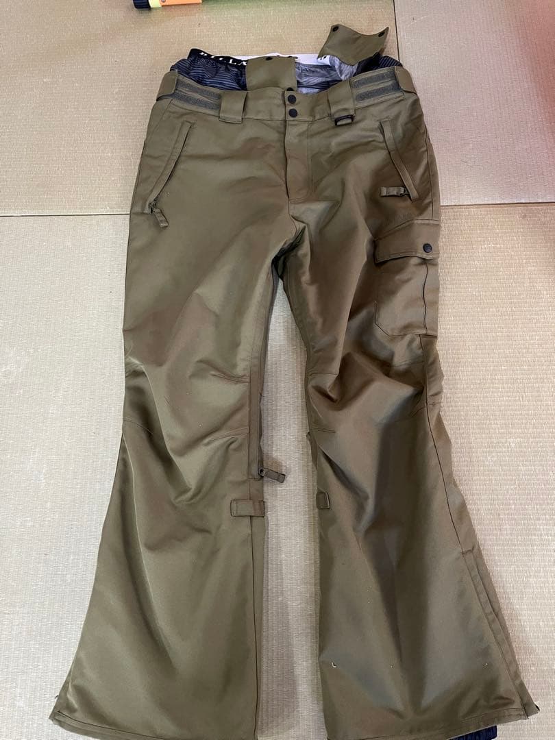 ビラボン　スノーボードウェア　セット　Lサイズ ブラック×カーキ