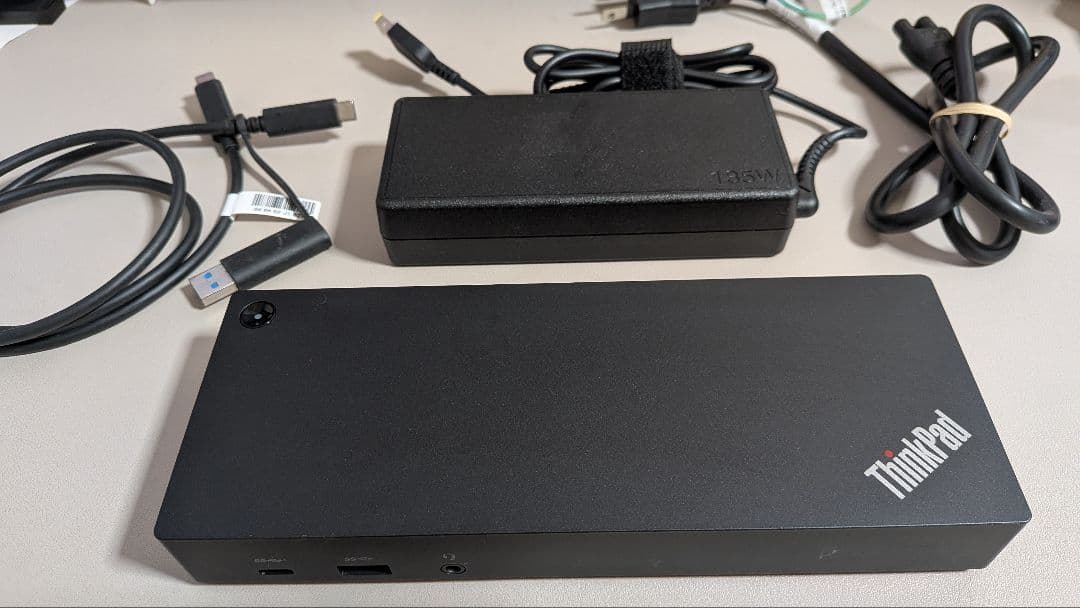 ThinkPad ハイブリッドUSB Type-C/Type-Aドック dock