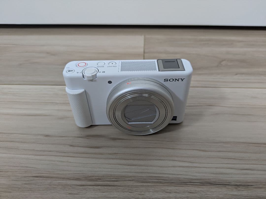 【別売りバッテリー付き】SONY コンパクトデジタルカメラ ZV-1 ホワイト