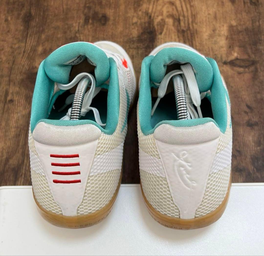 り*ご様 コービー11 kobe11