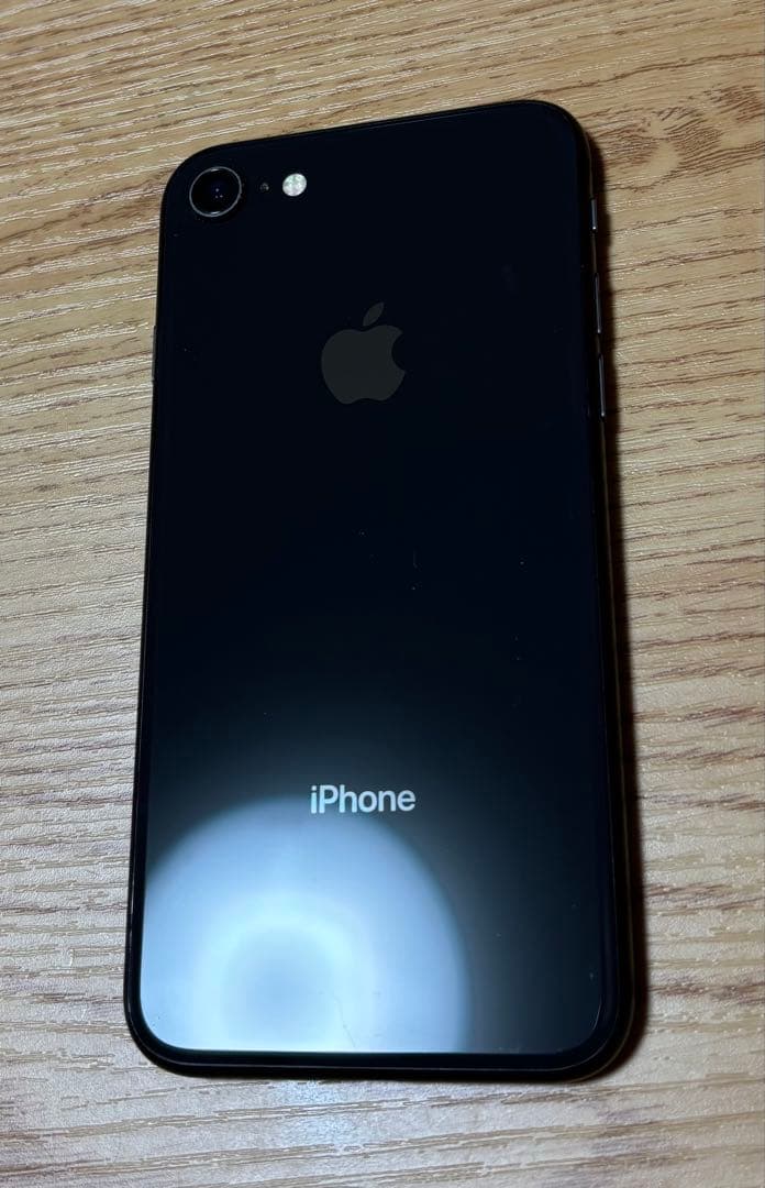 Apple iPhone 8 64GB 黒 SIMフリー 美品
