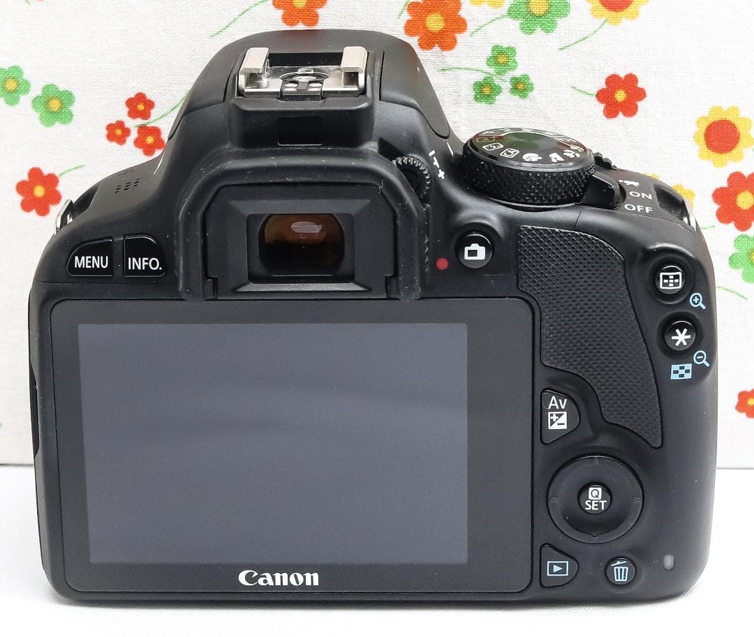 Canon Kiss X7 ☆初心者歓迎☆スマホに転送☆軽量ボディ＆高画質