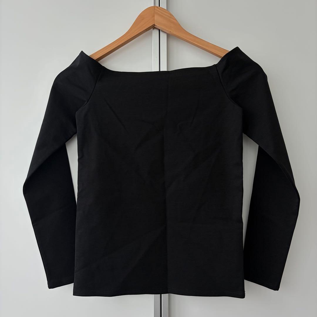 KEINA RITA ケイナリタ　オフショルダー