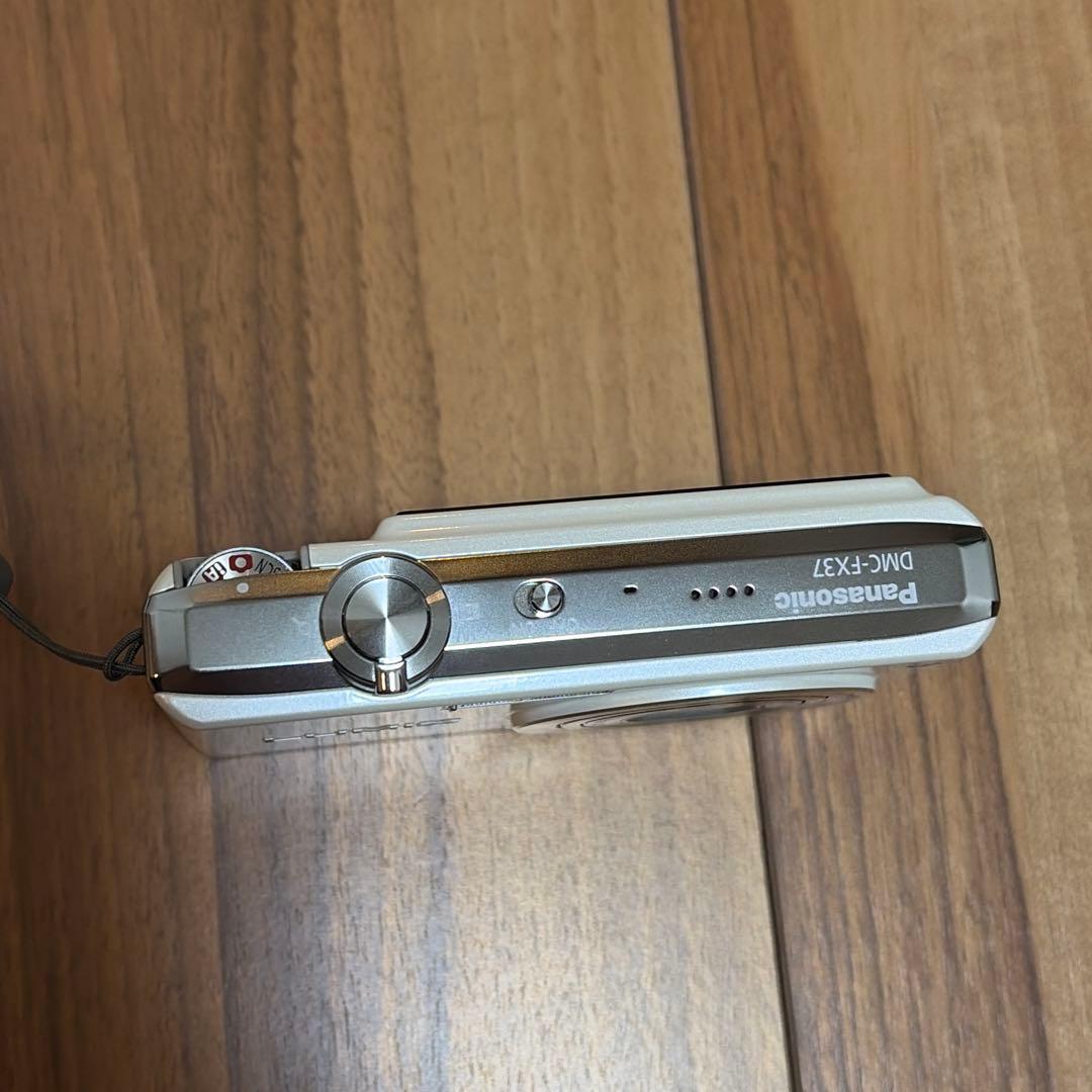 動作確認済Panasonic パナソニック DMC-FX37 デジカメ ホワイト