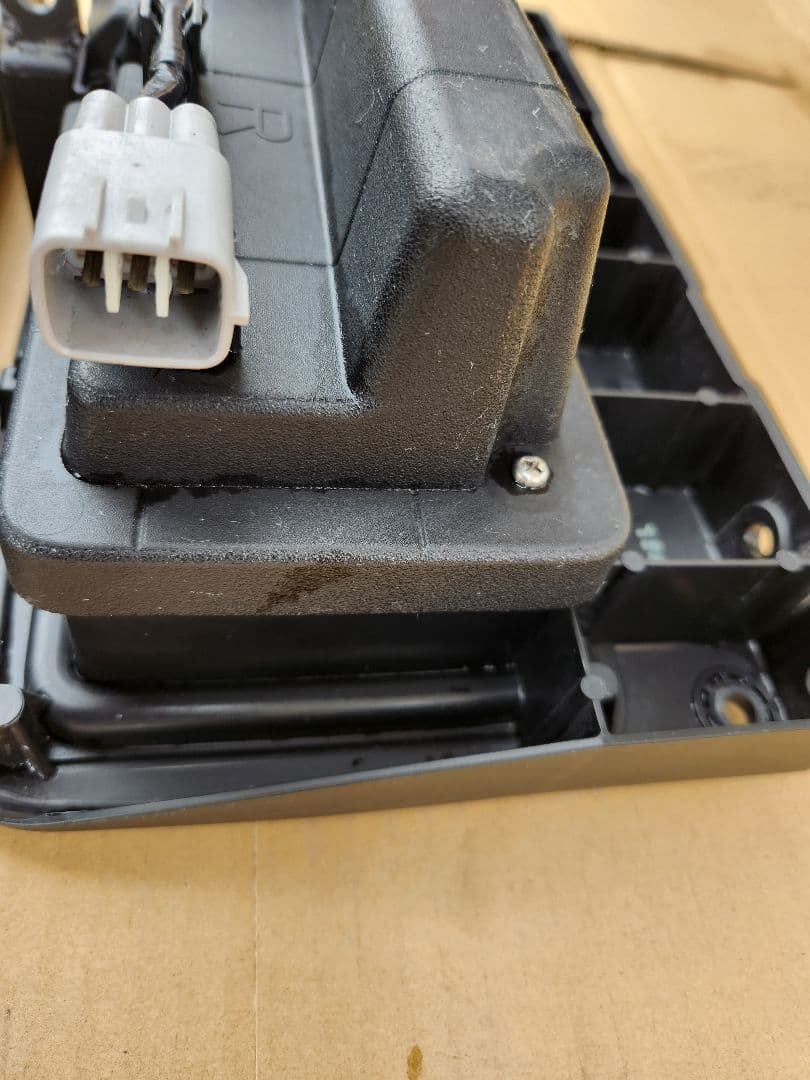 日野純正テールランプ