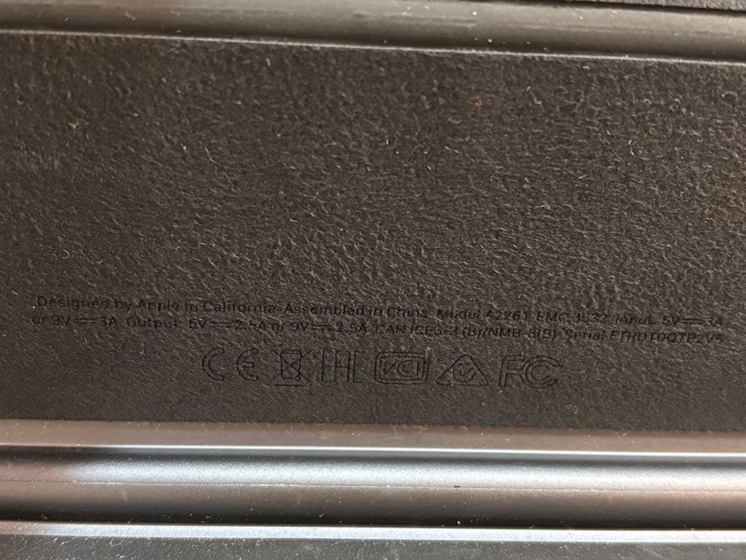 Apple純正 Magic Keyboard 11インチ用（日本語配列）