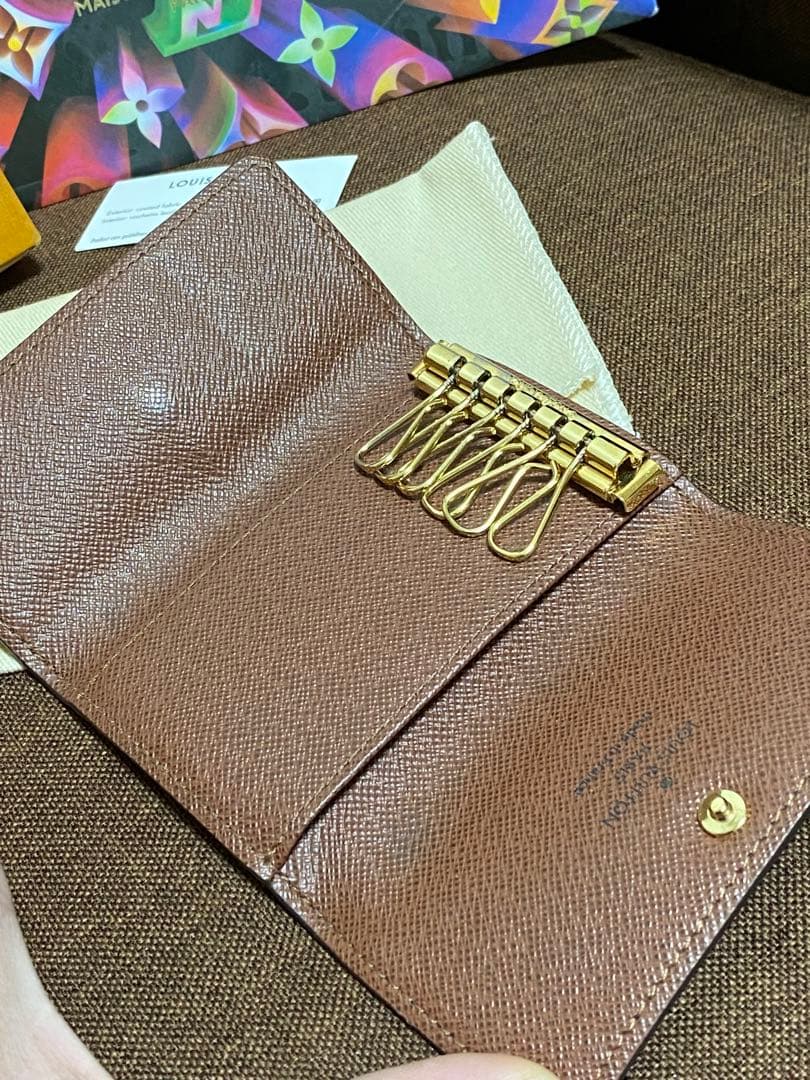 ルイヴィトン　モノグラム　キーケース6連