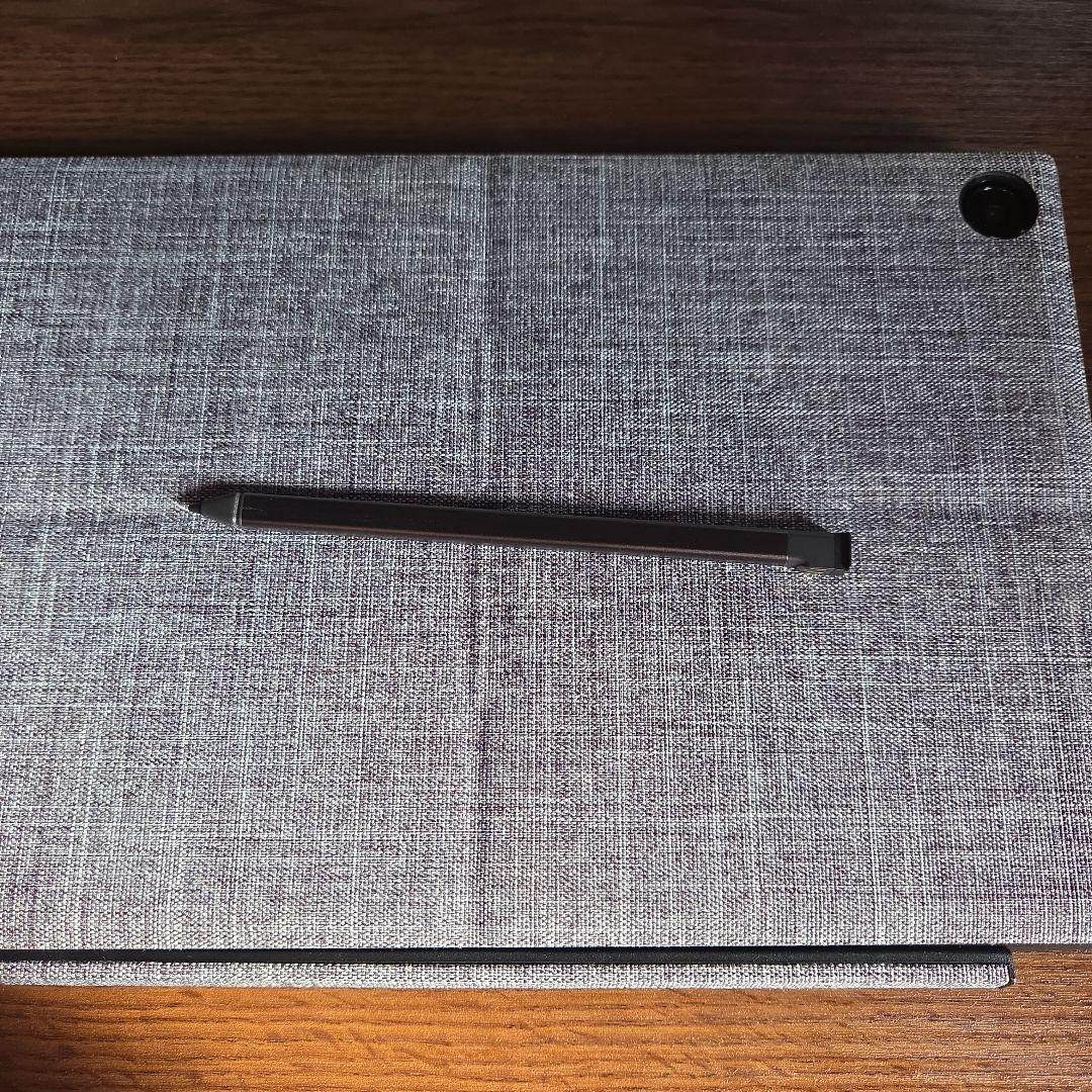 ASUS Chromebook 本体 (キーボード操作のみ可能)