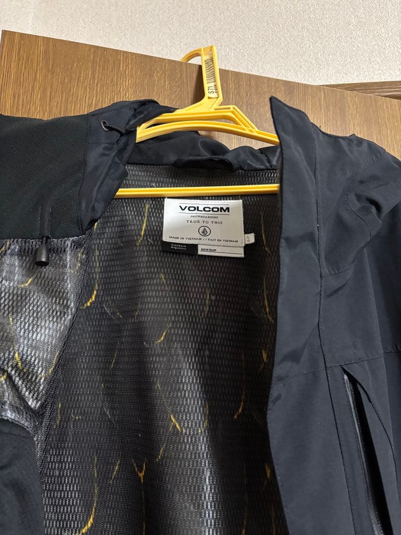 VOLCOM L GORE-TEX JKT ブラック Lサイズ