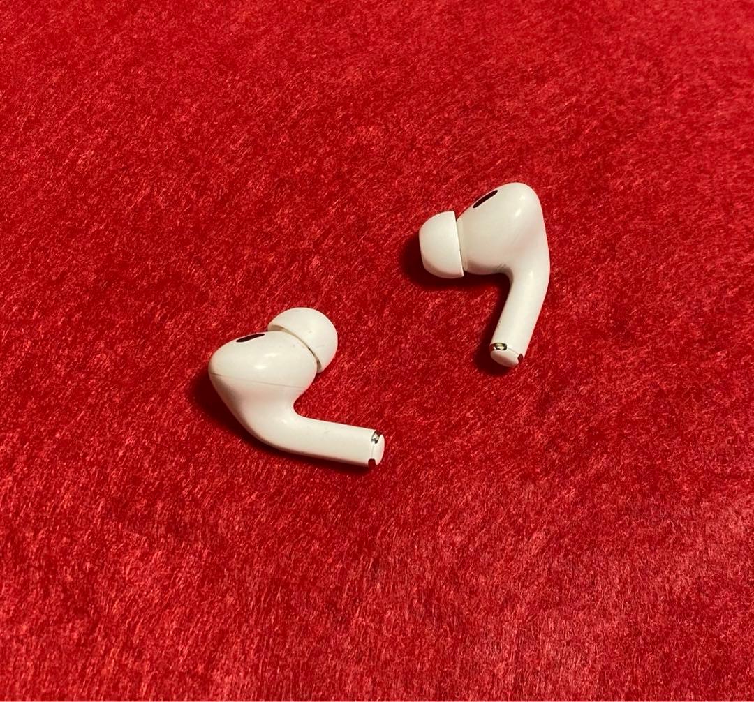 動作確認済み　 美品　A2700 Airpods 第二世代　ワイヤレスヘッドホン