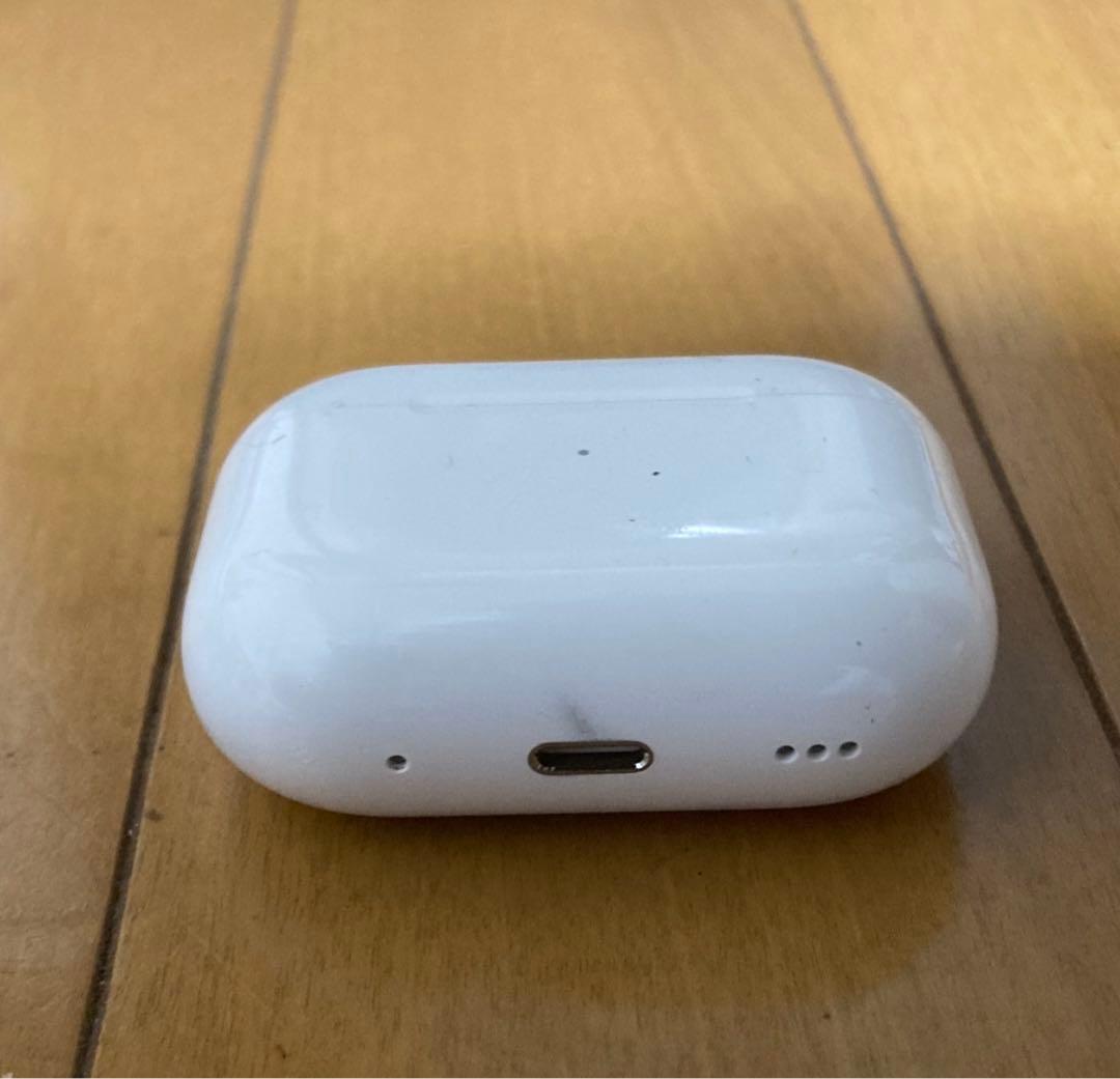 動作確認済み　 美品　A2700 Airpods 第二世代　ワイヤレスヘッドホン