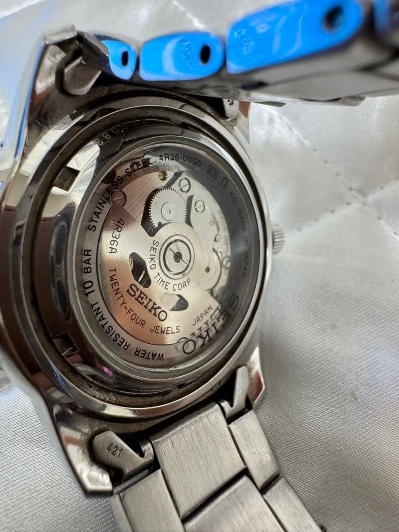 セイコー スポーツ 自動巻き ブラックダイヤル