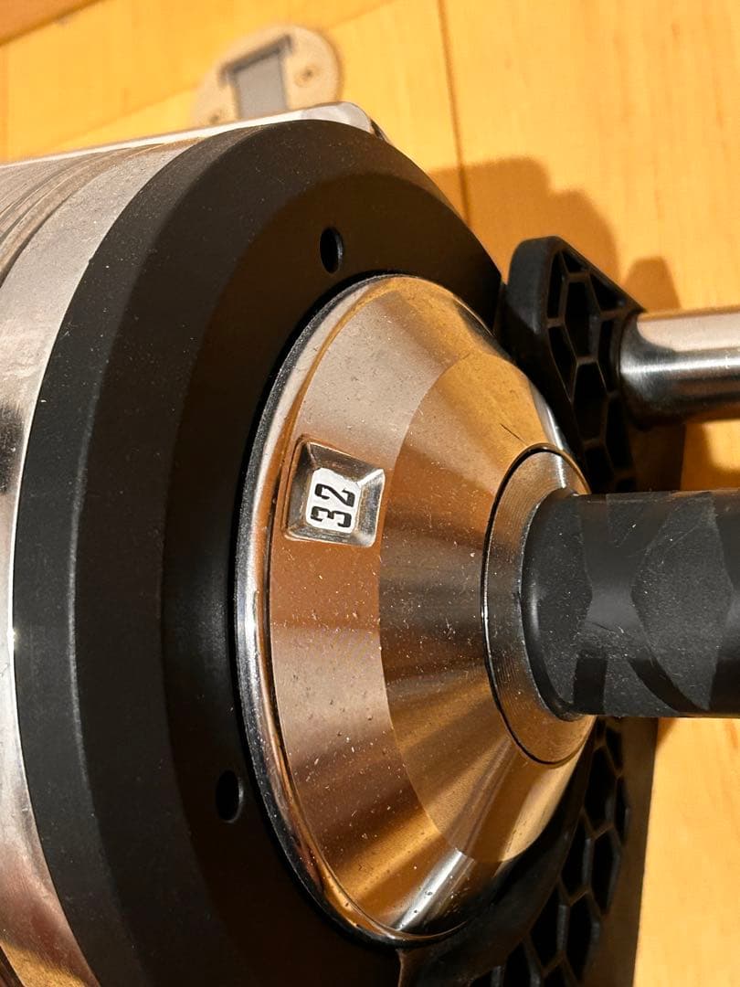 ①Lysin ライシン 可変式ダンベル 3〜32kg