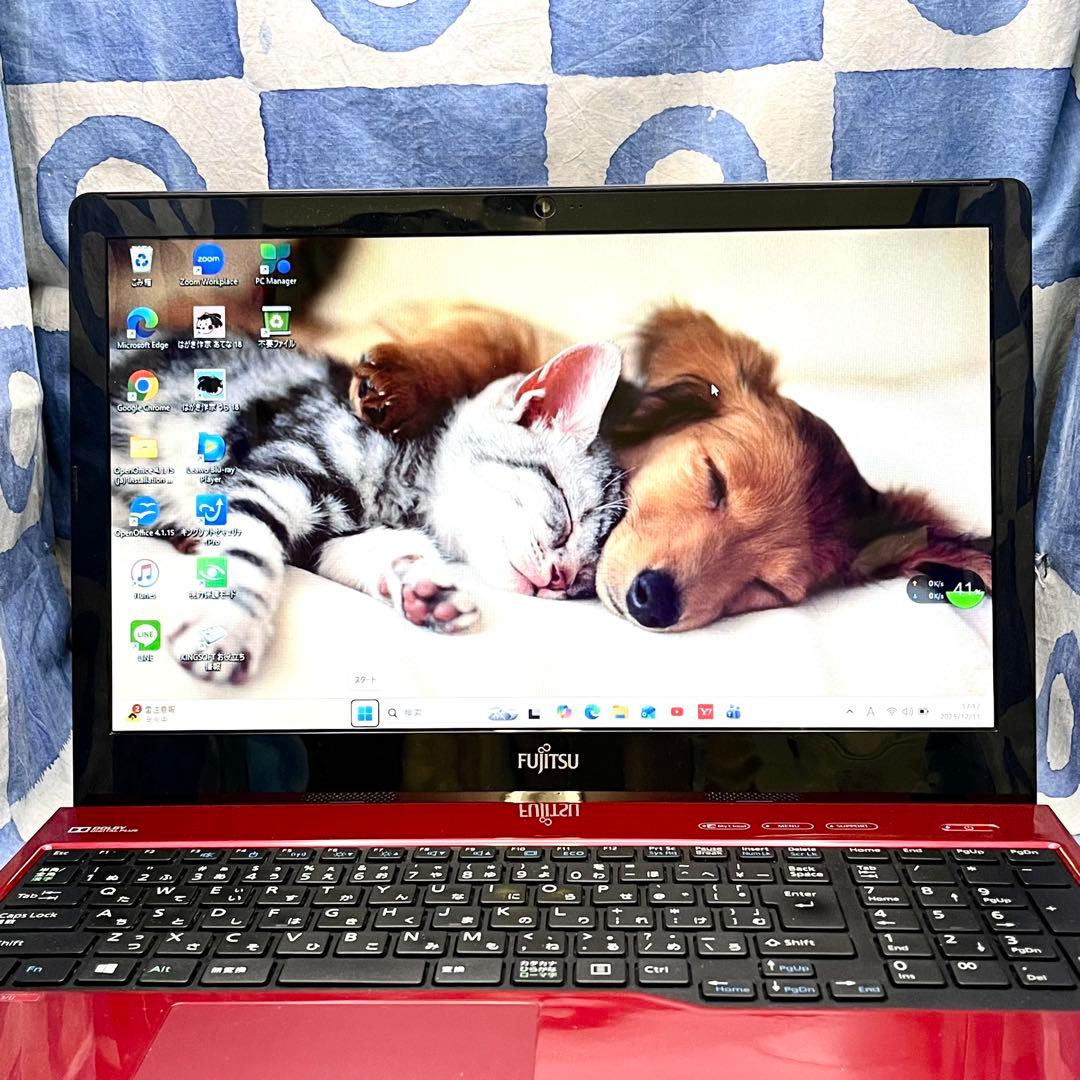 爆速SSD512G☆i7☆大人気赤ノートパソコン♪ブルーレイ&カメラ！Win11