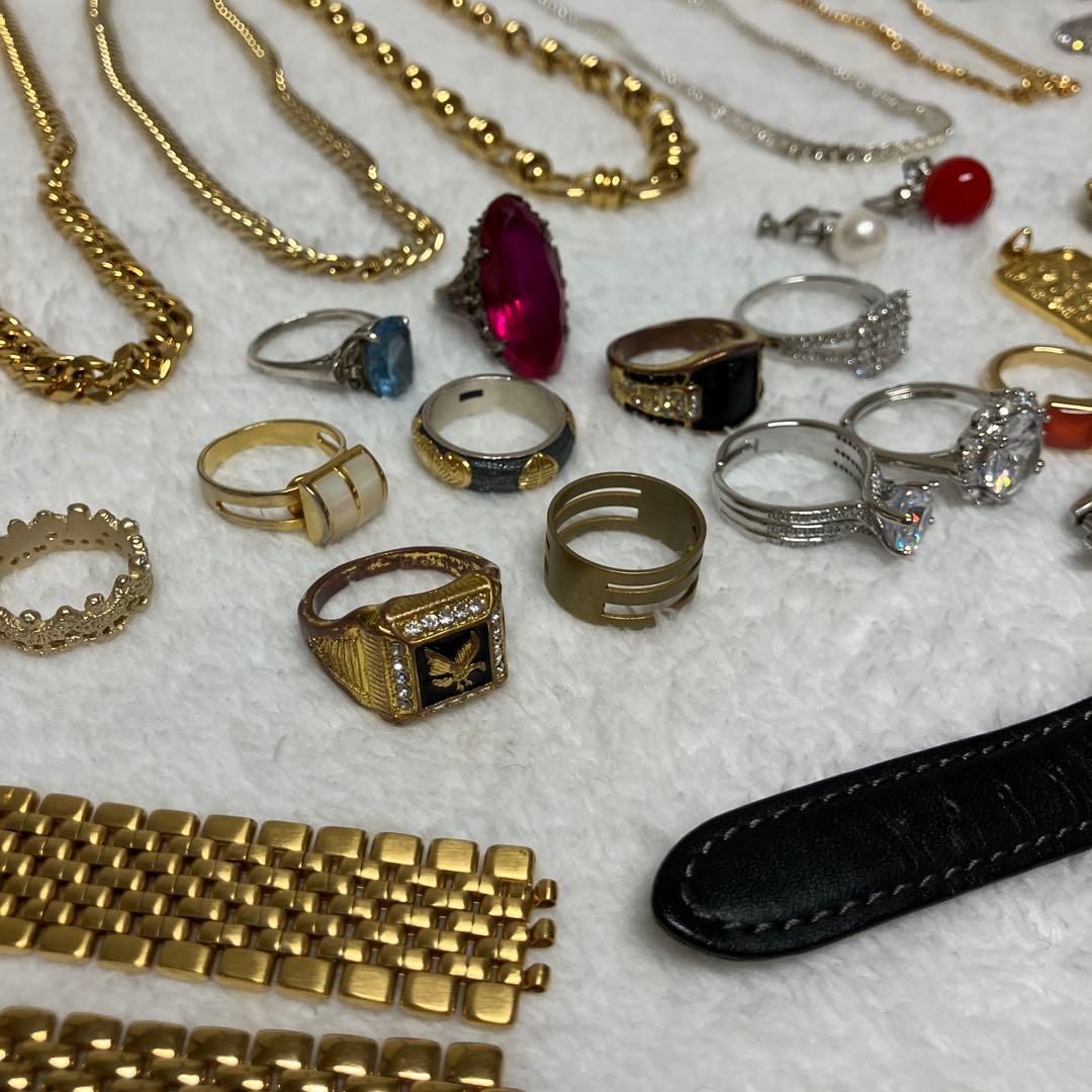 遺品整理　アクセサリーまとめ売り！