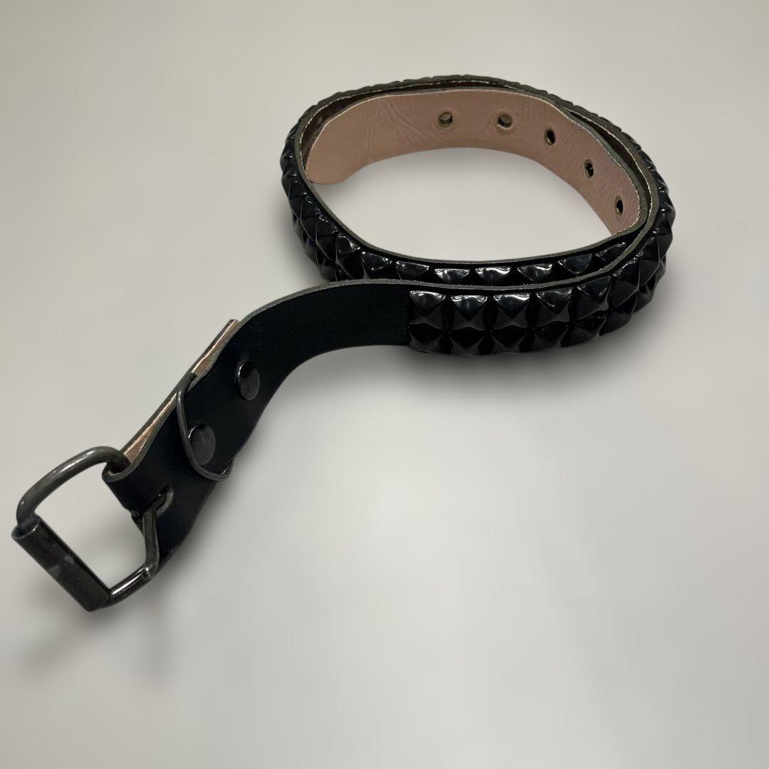 WENDY'S スタッズ付きブラックレザーベルト