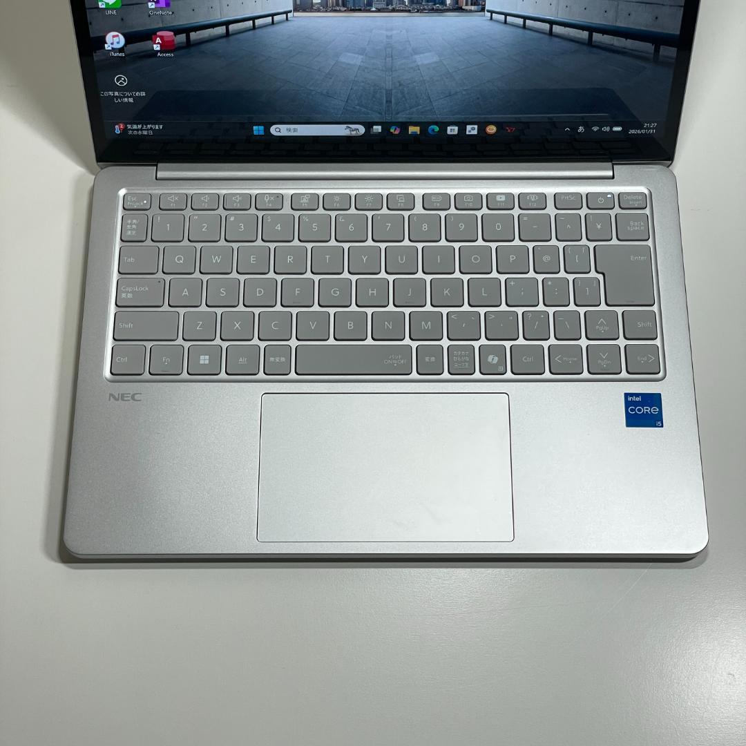 ★美品/ほぼ未使用★NEC LAVIE SOL 第13世代 タッチ 16GB