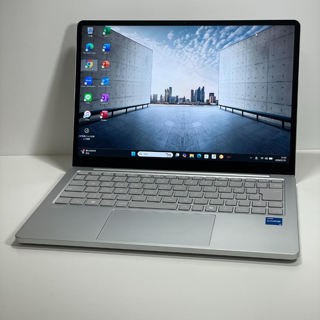 ★美品/ほぼ未使用★NEC LAVIE SOL 第13世代 タッチ 16GB