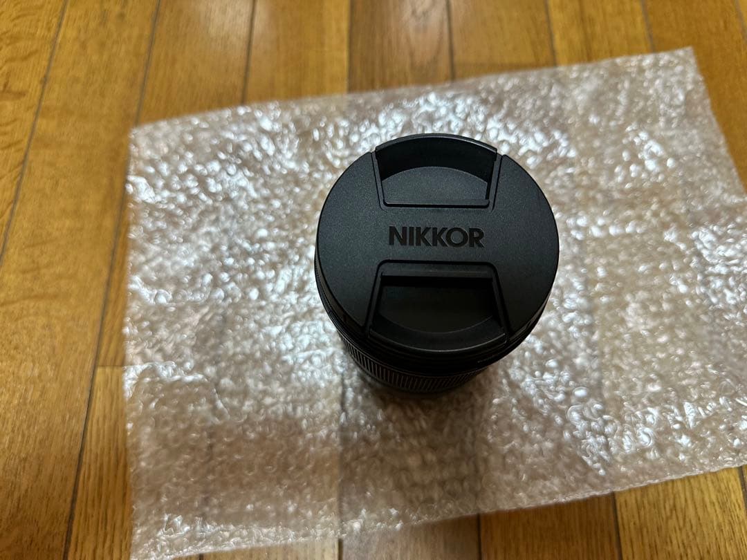 ニコン　NIKKOR Z24-70mm f/4 ズームレンズ