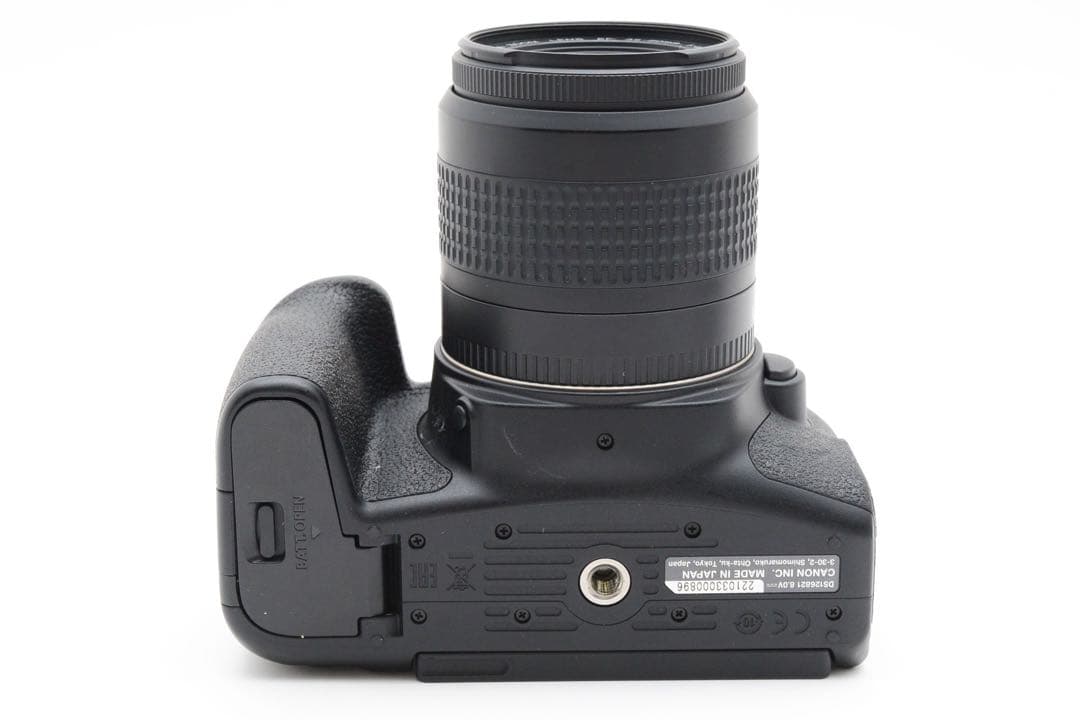 デジタル一眼レフカメラ/Canon EOS Kiss X10i標準レンズセット