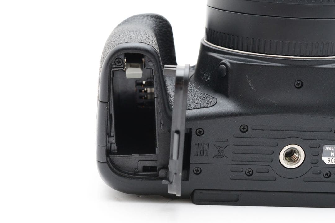 デジタル一眼レフカメラ/Canon EOS Kiss X10i標準レンズセット